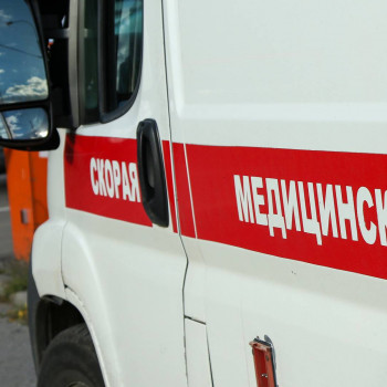 Toddler hospitalized in Moscow after ingesting drugs left on windowsill